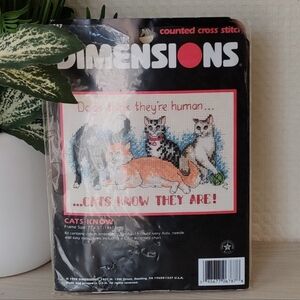 Dimensions Counted Cross Stitch "Cats Know" 7"×5"